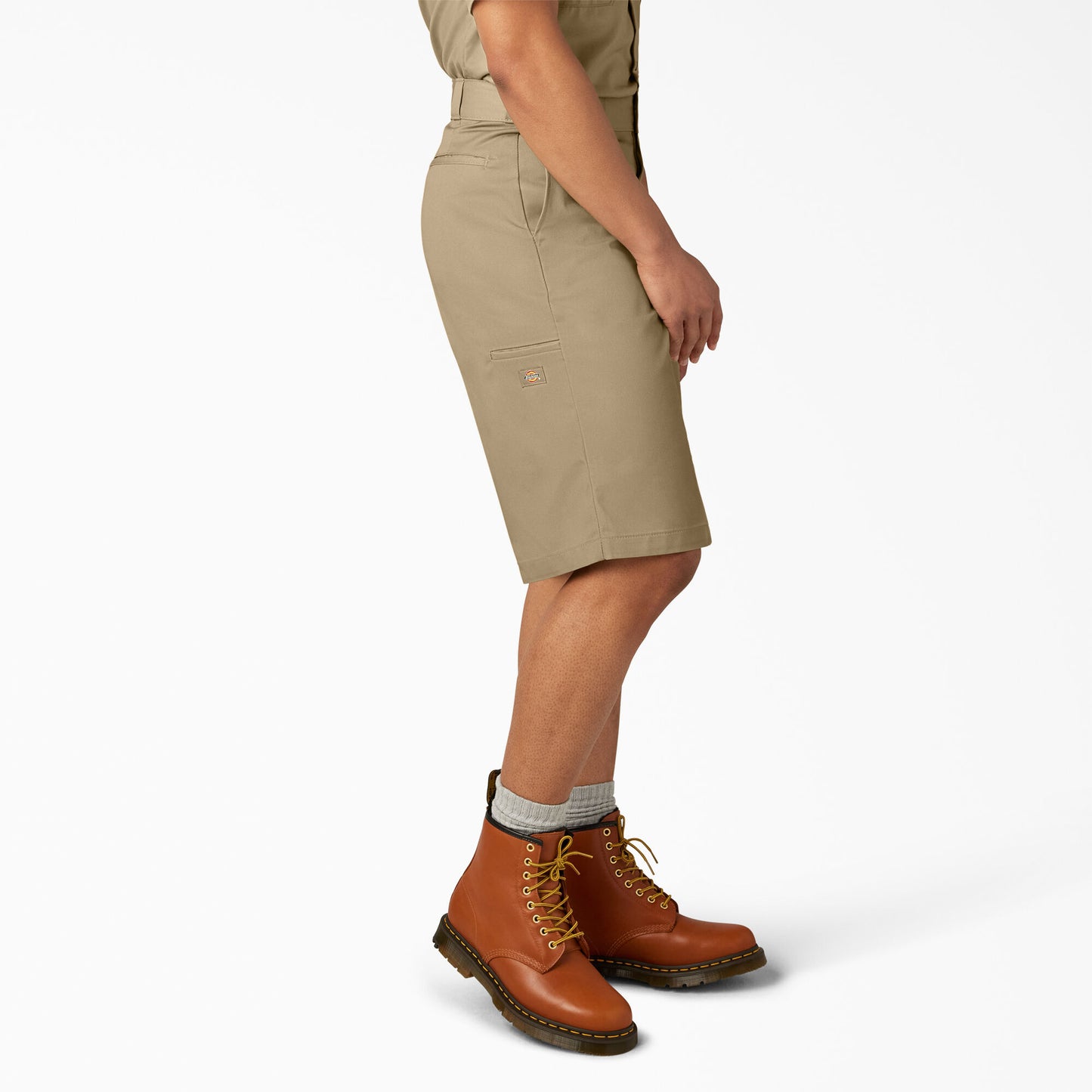 Dickies 13 Inch loose Fit Shorts - Khaki