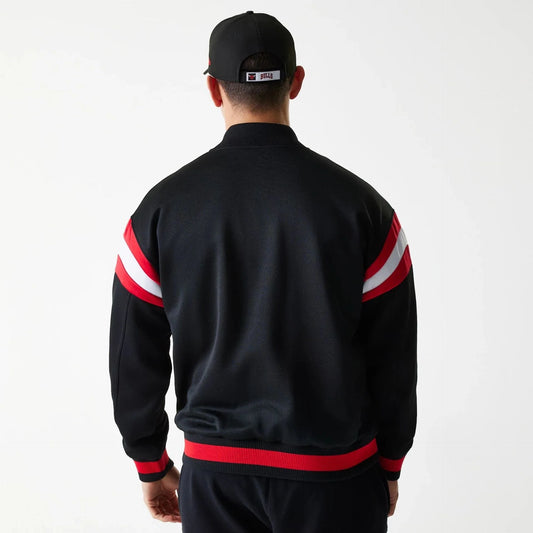 New Era Chicago Bulls NBA Panel Bomber Jacket - Black