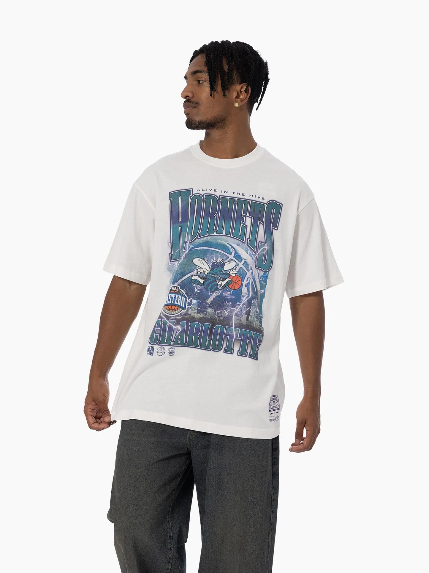Mitchell And Ness Charlotte Hornets City Strike Tee - Vintage White