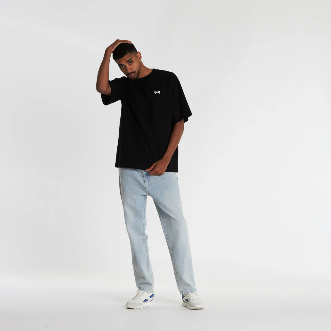 Crate Basic Script Box Fit T-Shirt - Black