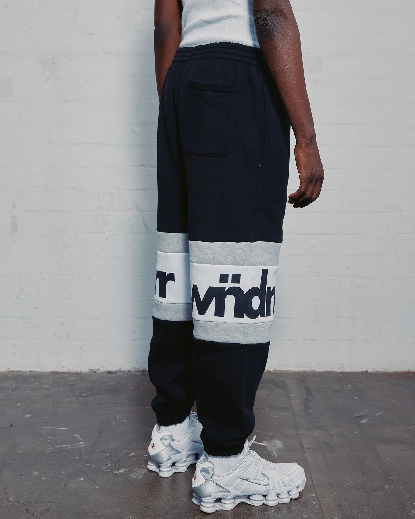 Wndrr Junction Baggy Trackpant - Black