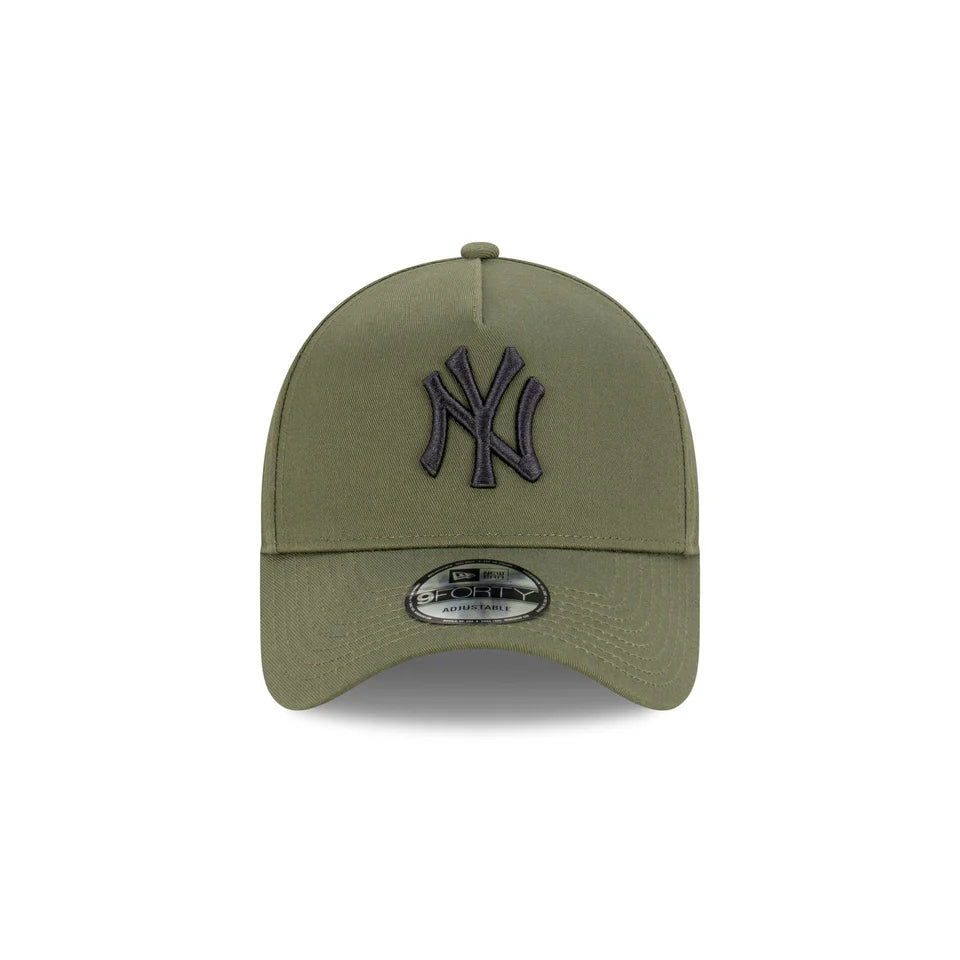 New Era New York Yankees MLB Essentials Olive Black Snapback