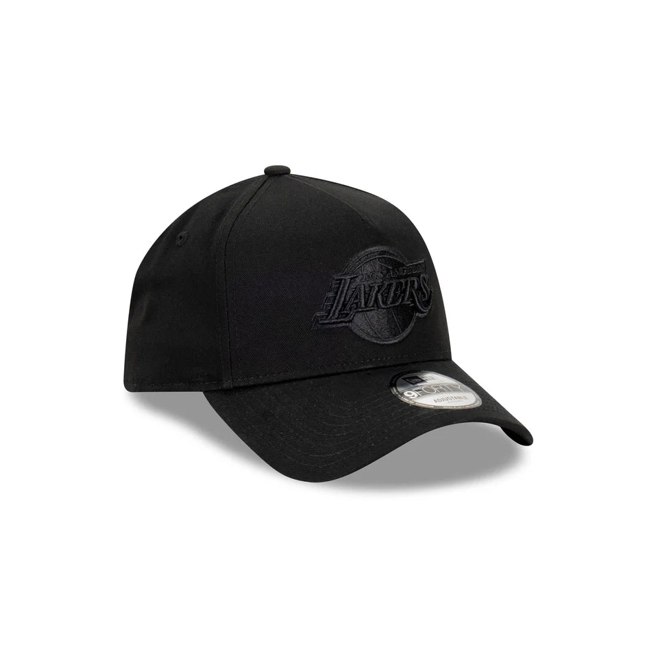 New Era Los Angeles Lakers NBA Essentials Black on Black Snapback