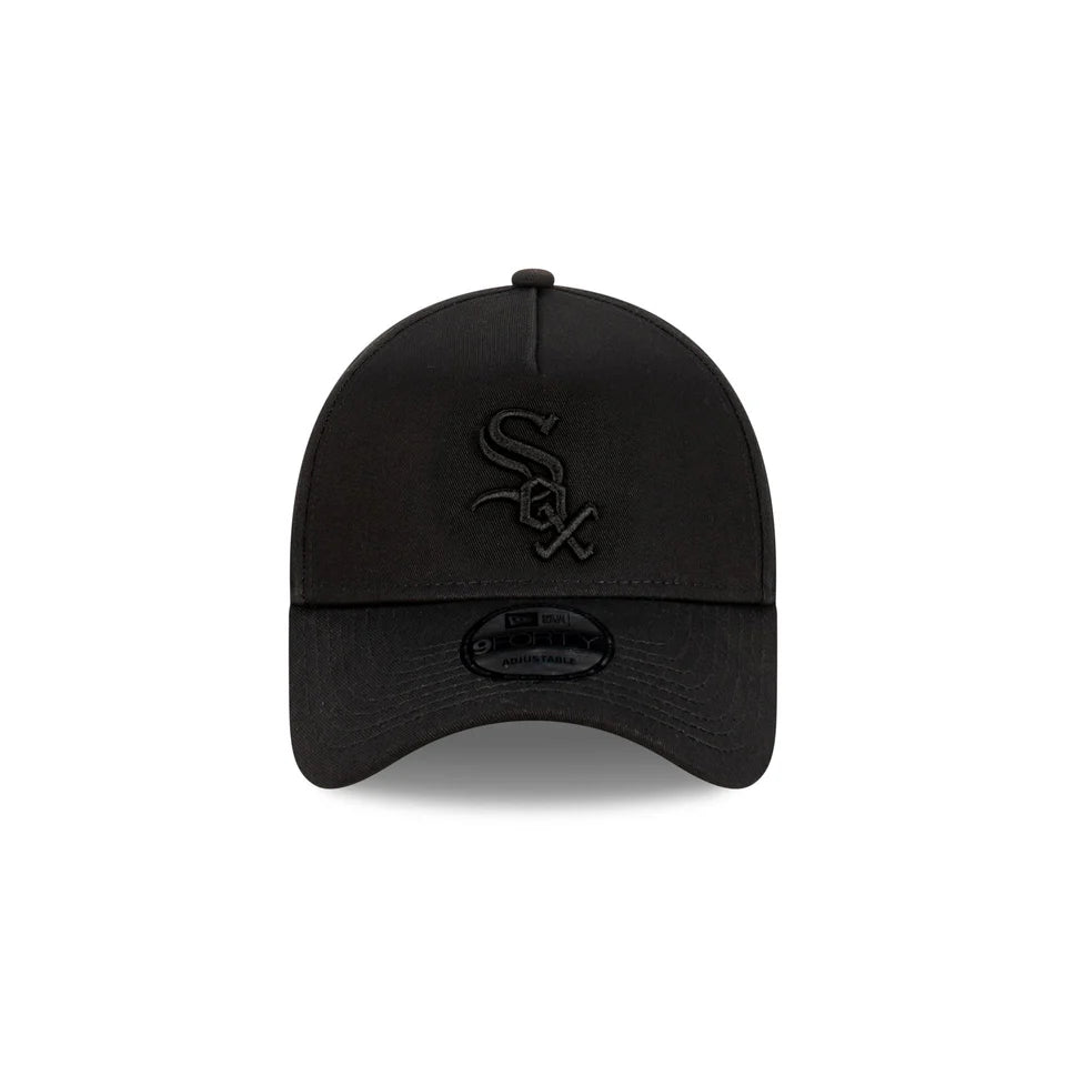 New Era Chicago White Sox MLB Essentials Black on Black Snapback