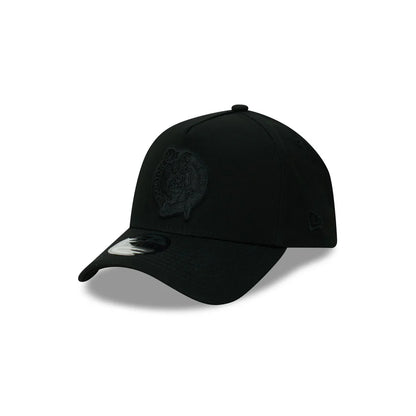 New Era Boston Celtics NBA Essentials Black on Black 9FORTY A-Frame Snapback