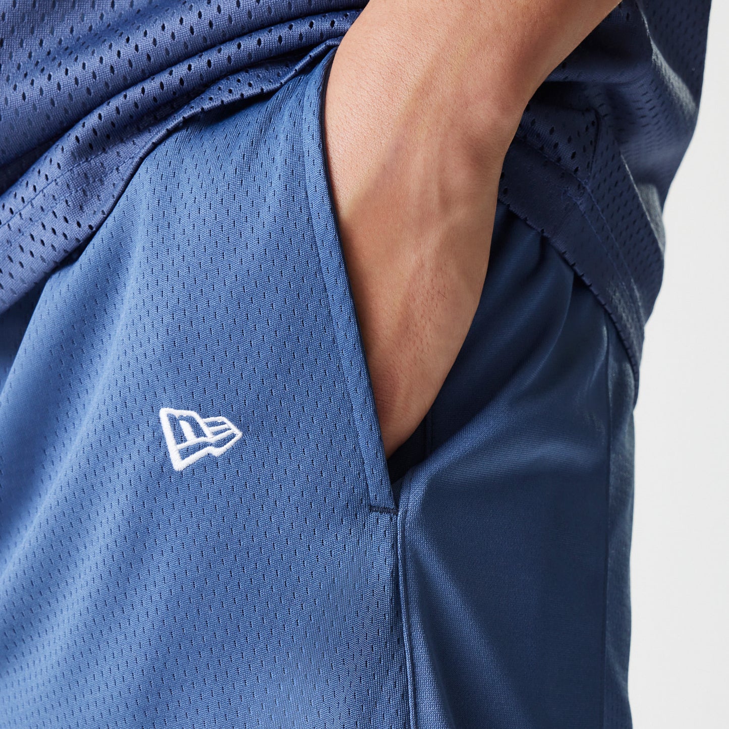 New Era Arch Graphic Mesh Shorts LA Lakers