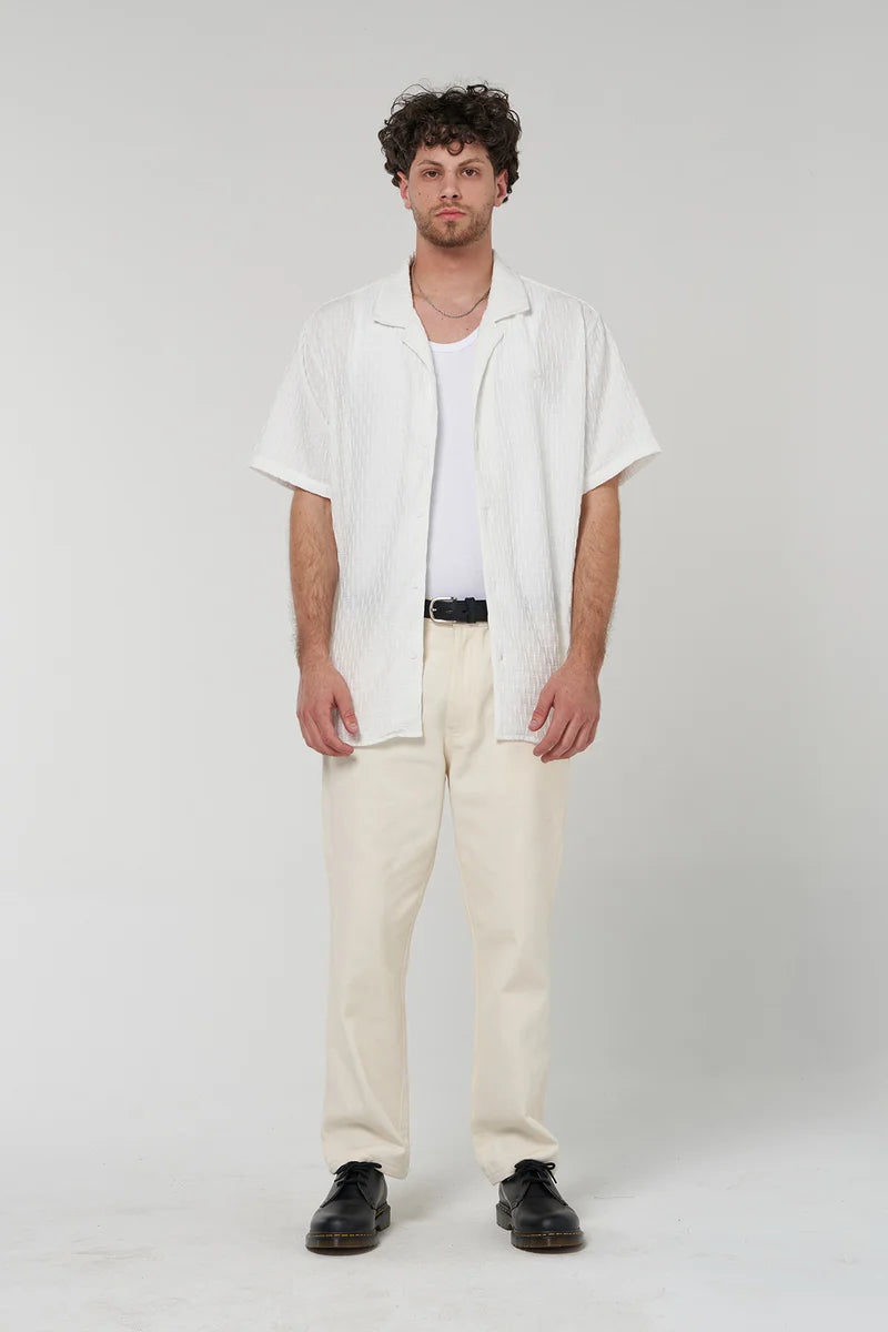Dash Texture SS Shirt - White