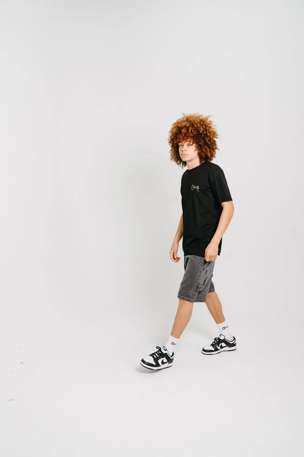 Scripted Tee - Black/Chia