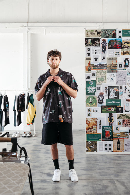 Crate X Willie The Waiter X Waikato Draught S/S Party Shirt