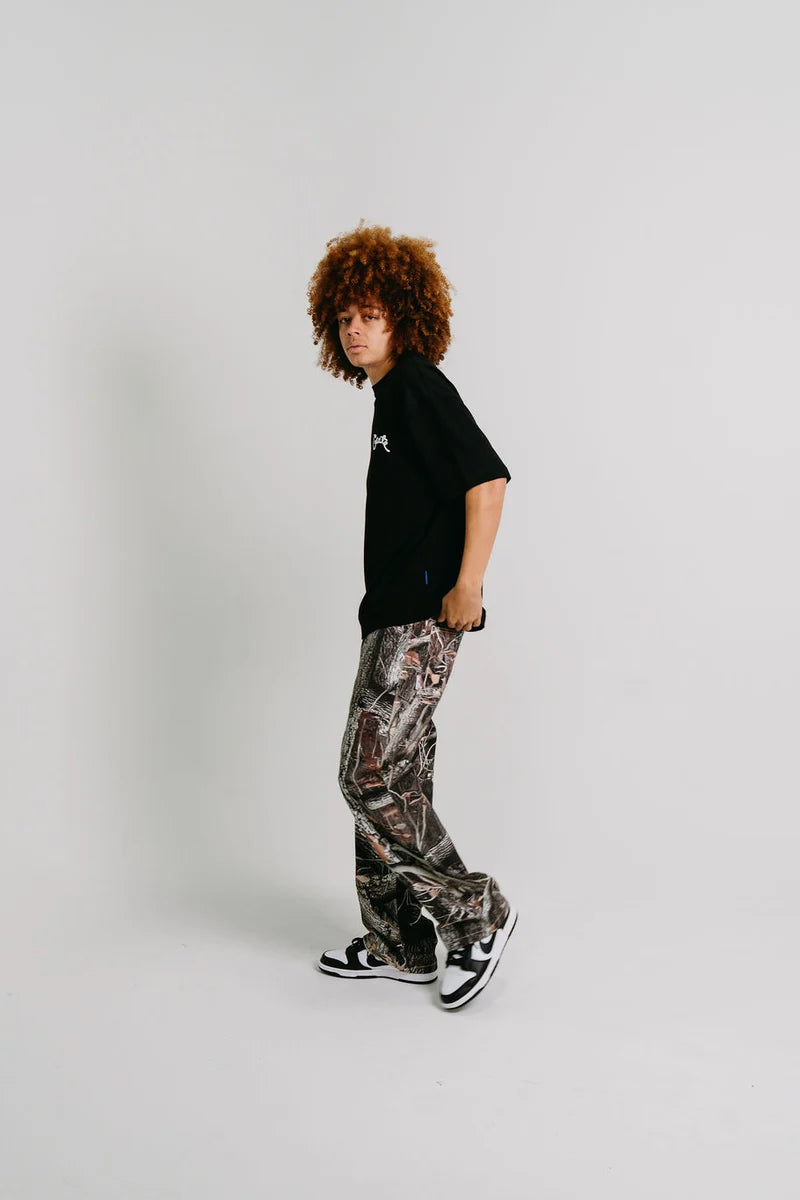 Scripted Box Fit Tee - Black