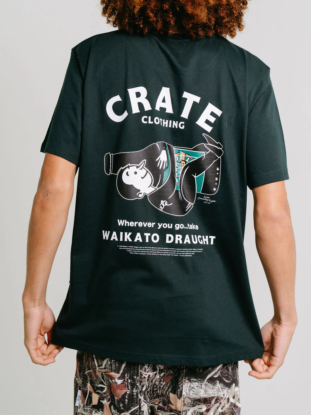 Crate X Willie The Waiter Beer Hug Tee - Pine
