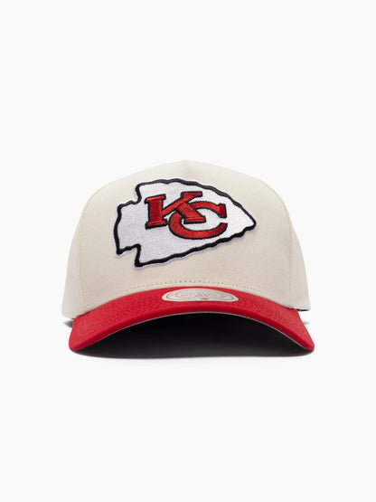 Mitchell And Ness Kansas City Chiefs Pro Pinch Snapback - Cream And Team Colour