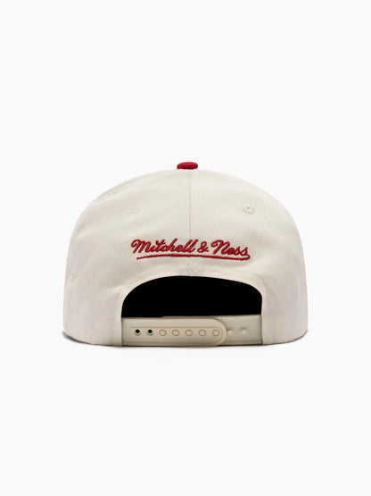 Mitchell And Ness Kansas City Chiefs Pro Pinch Snapback - Cream And Team Colour
