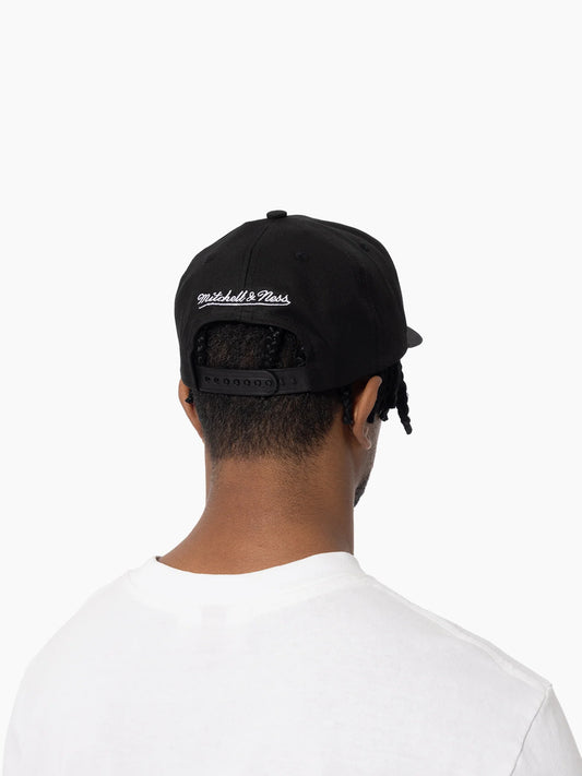 NBA Evergreen Team Pro Pinch Snapback 76ers
