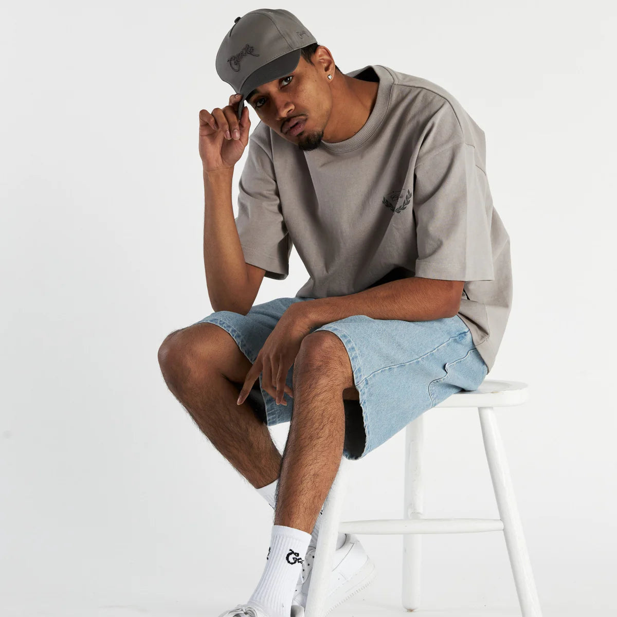 Scripted Snapback - Grey/Dark Grey