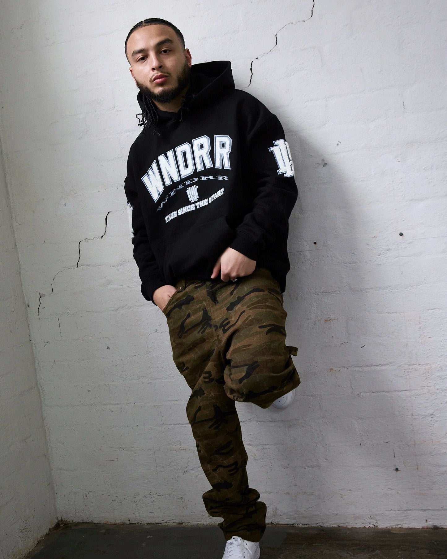 Wndrr Institute Hood Sweat - Black