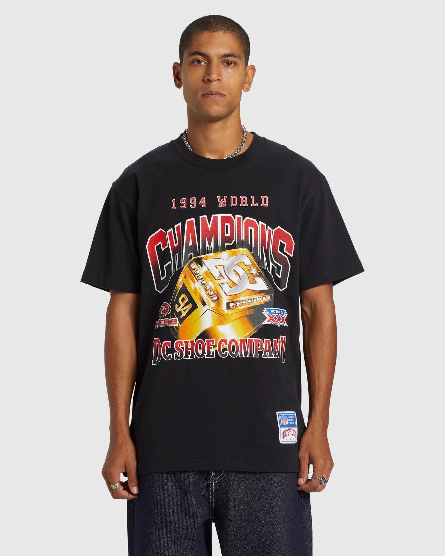 DC Champion Ring T-Shirt - Black