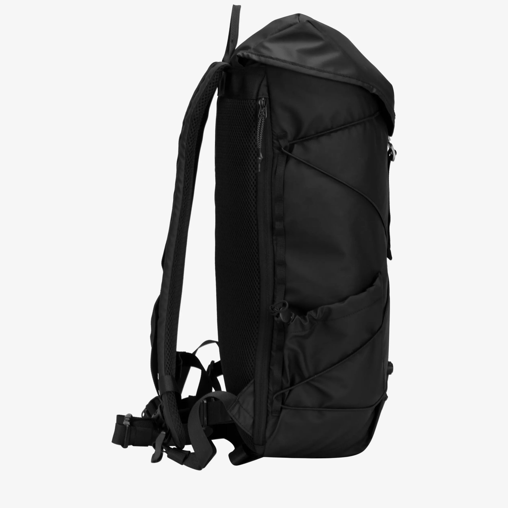 Elliker Wharfe Flap Over Backpack 22L - Black